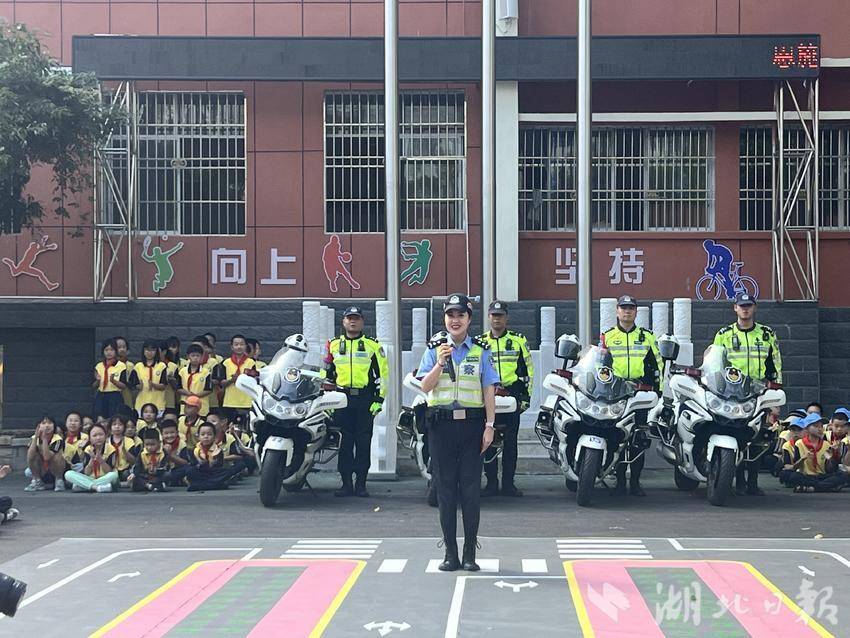小白菜在线帮拉拉圈